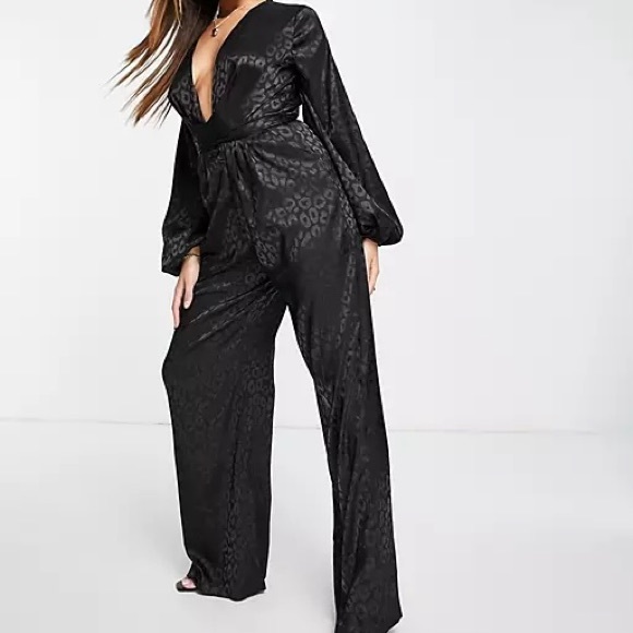 Missguided Cheetah Satin Jumpsuit - Picture 2 of 11